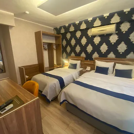Era Palace 3*