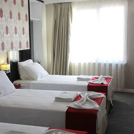 Era Palace Szálloda 3*