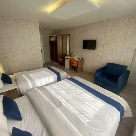 Era Palace Szálloda 3*