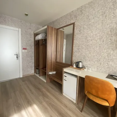 Szálloda Era Palace 3*