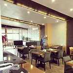 Era Palace Otel 3*