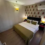 Era Palace
