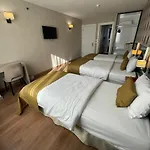 Era Palace 3*