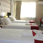 Era Palace Otel 3*