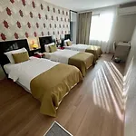 Era Palace 3*