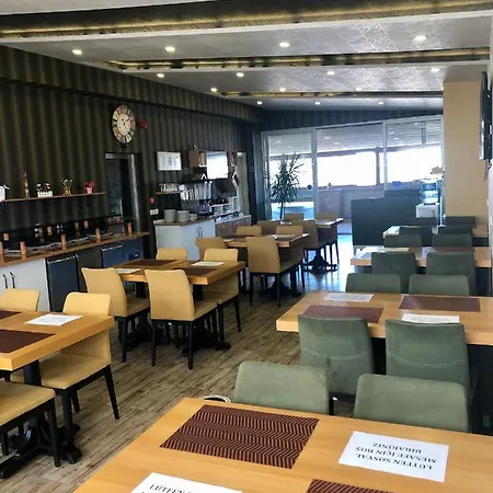 时代皇宫酒店 酒店 3*